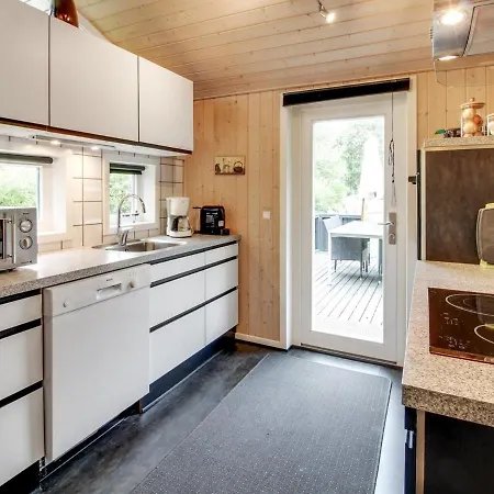 Gurly - 25km From The Sea By Interhome *