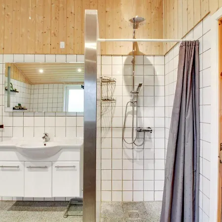 Gurly - 25km From The Sea By Interhome