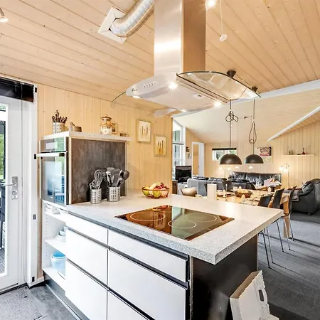 Gurly - 25km From The Sea By Interhome Vakantiehuis *