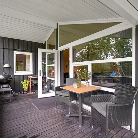 Gurly - 25km From The Sea By Interhome Vakantiehuis