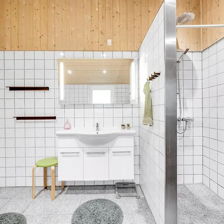 Vakantiehuis Gurly - 25km From The Sea By Interhome